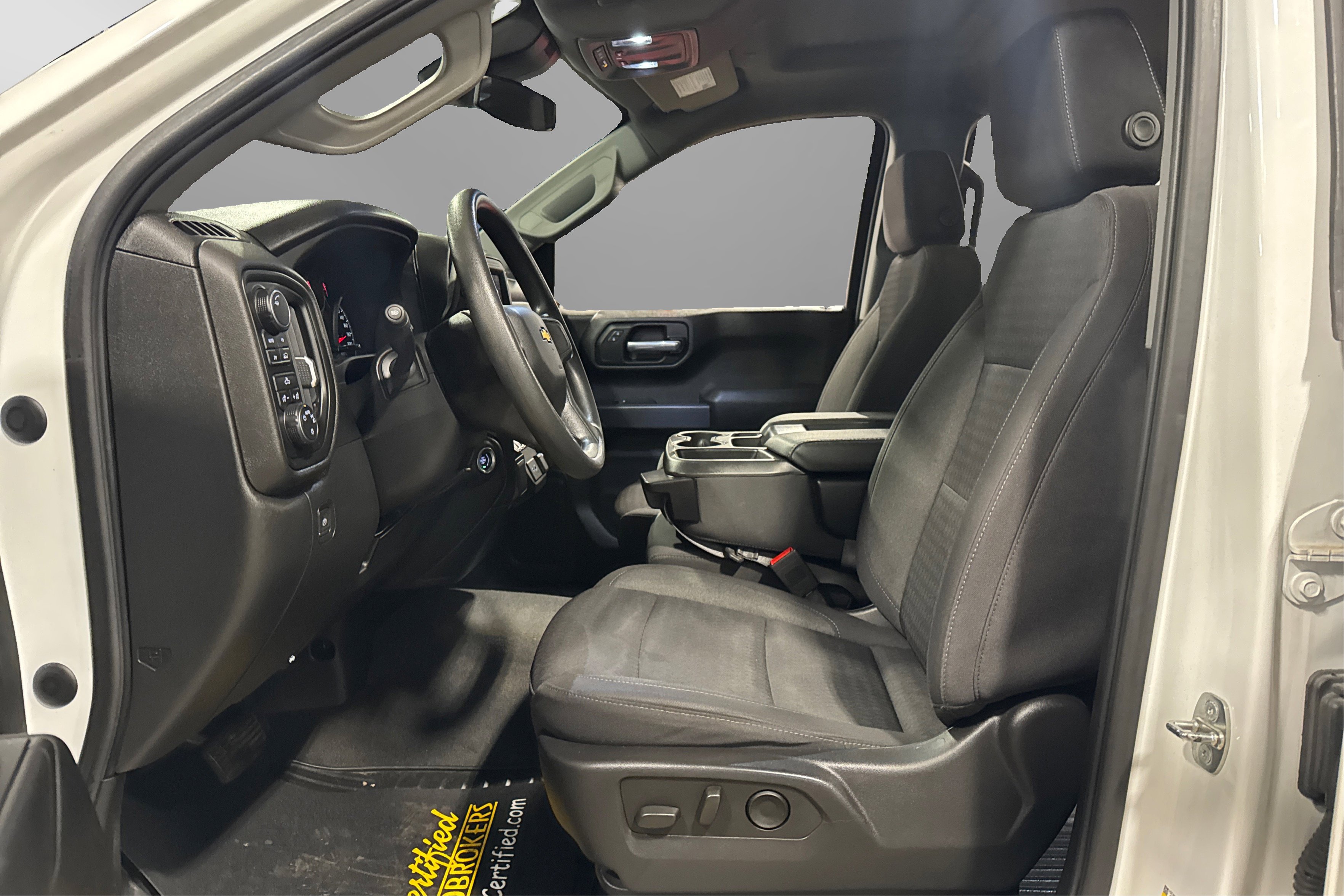 Used 2023 Chevrolet Silverado 1500 Custom image 17