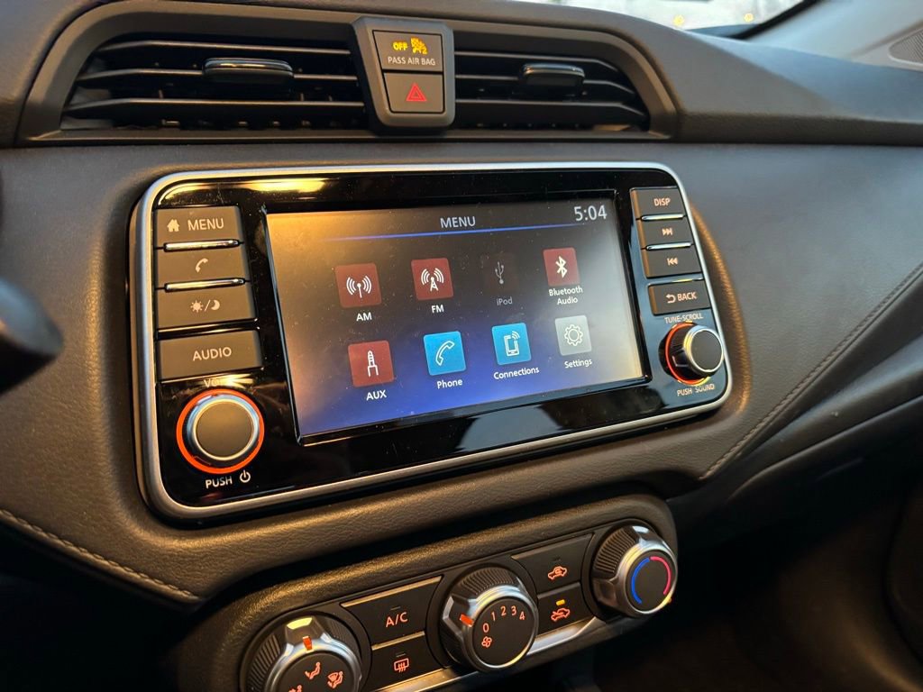 Used 2025 Nissan Versa S w/ Trunk Package image 13