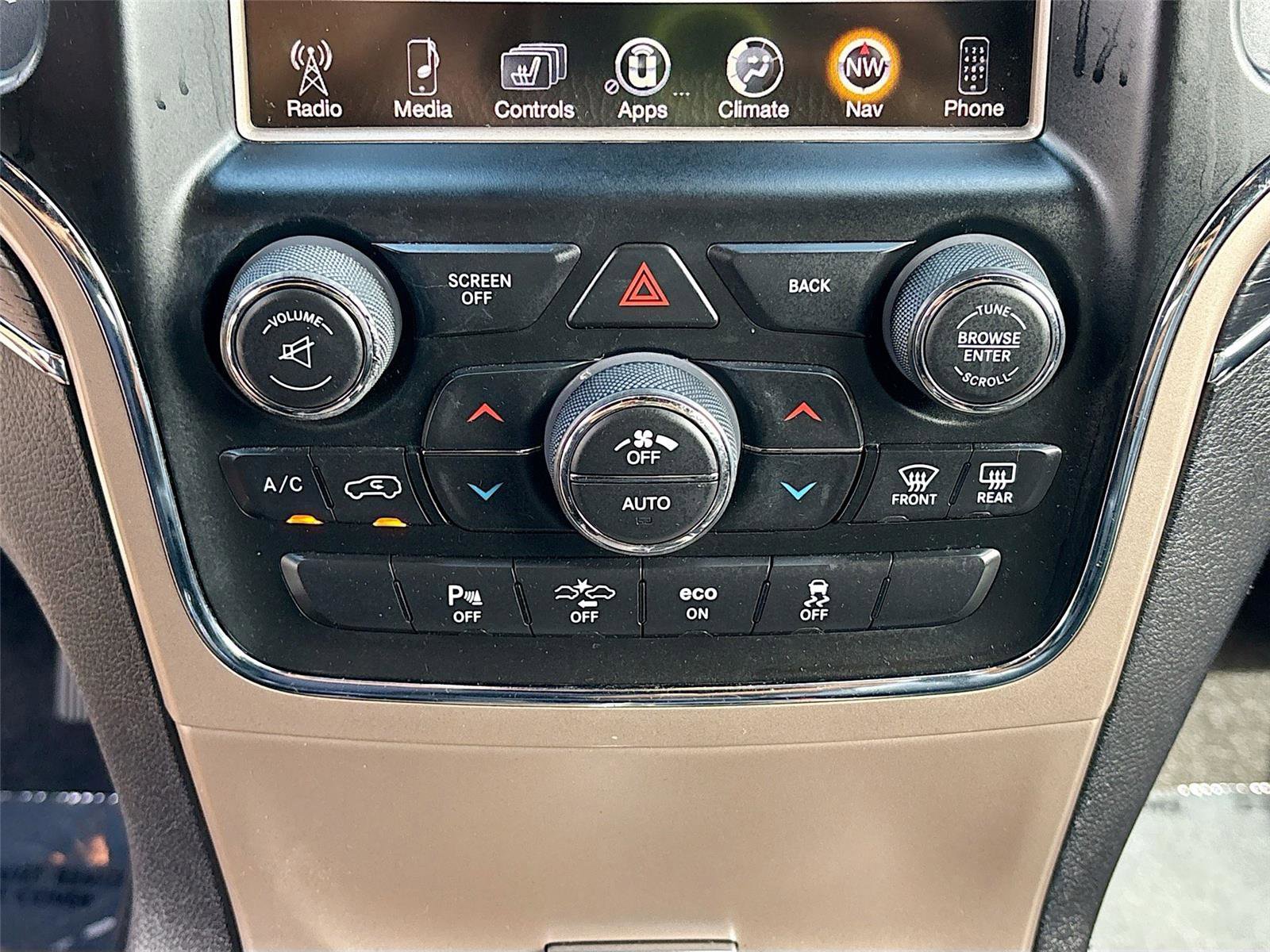 Used 2015 Jeep Grand Cherokee Summit AWD/4WD image 16