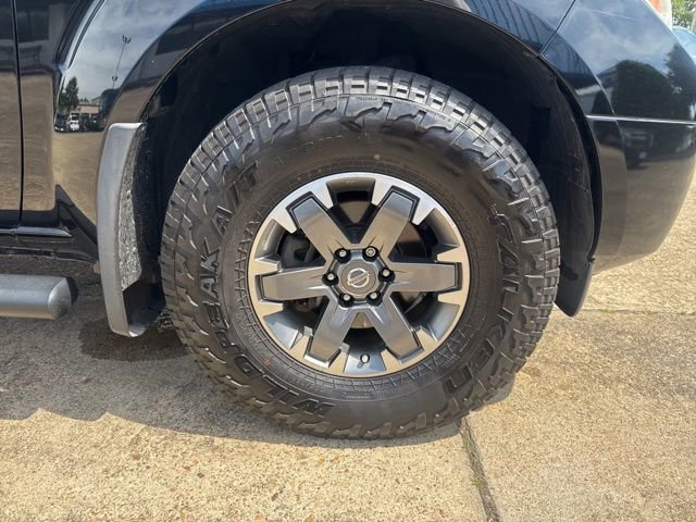 Used 2014 Nissan Frontier PRO-4X w/ Pro-4x Luxury Package AWD/4WD image 36