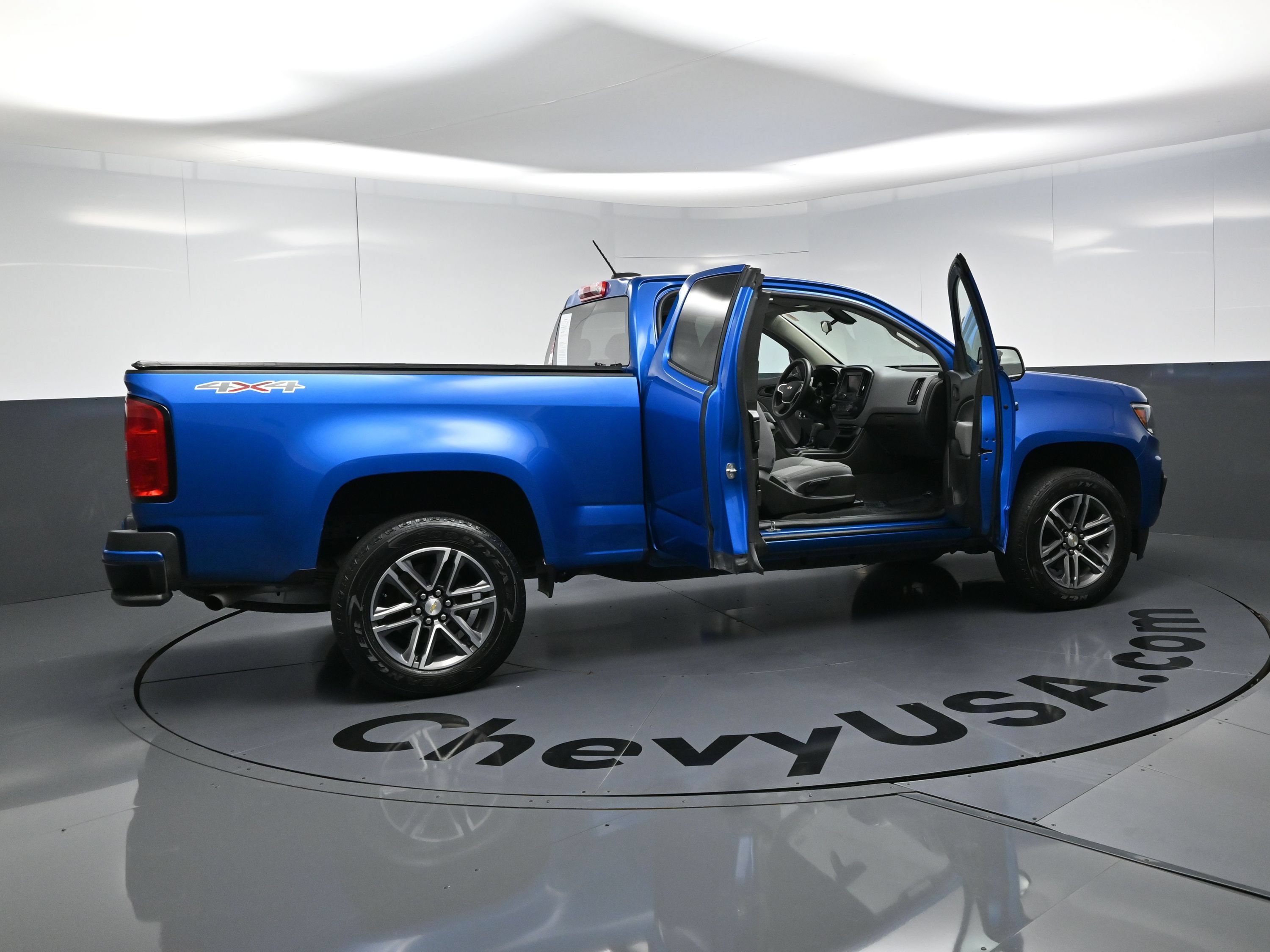 Used 2021 Chevrolet Colorado W/T w/ Custom Special Edition AWD/4WD image 26