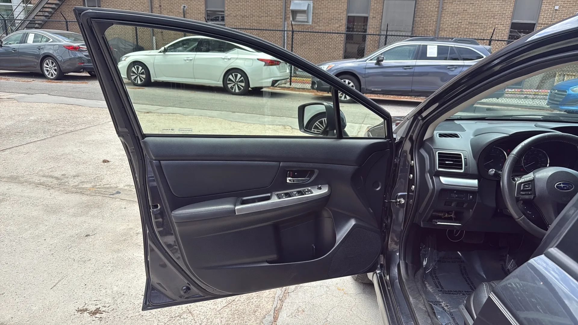 Used 2015 Subaru Crosstrek 2.0i Limited AWD/4WD image 15