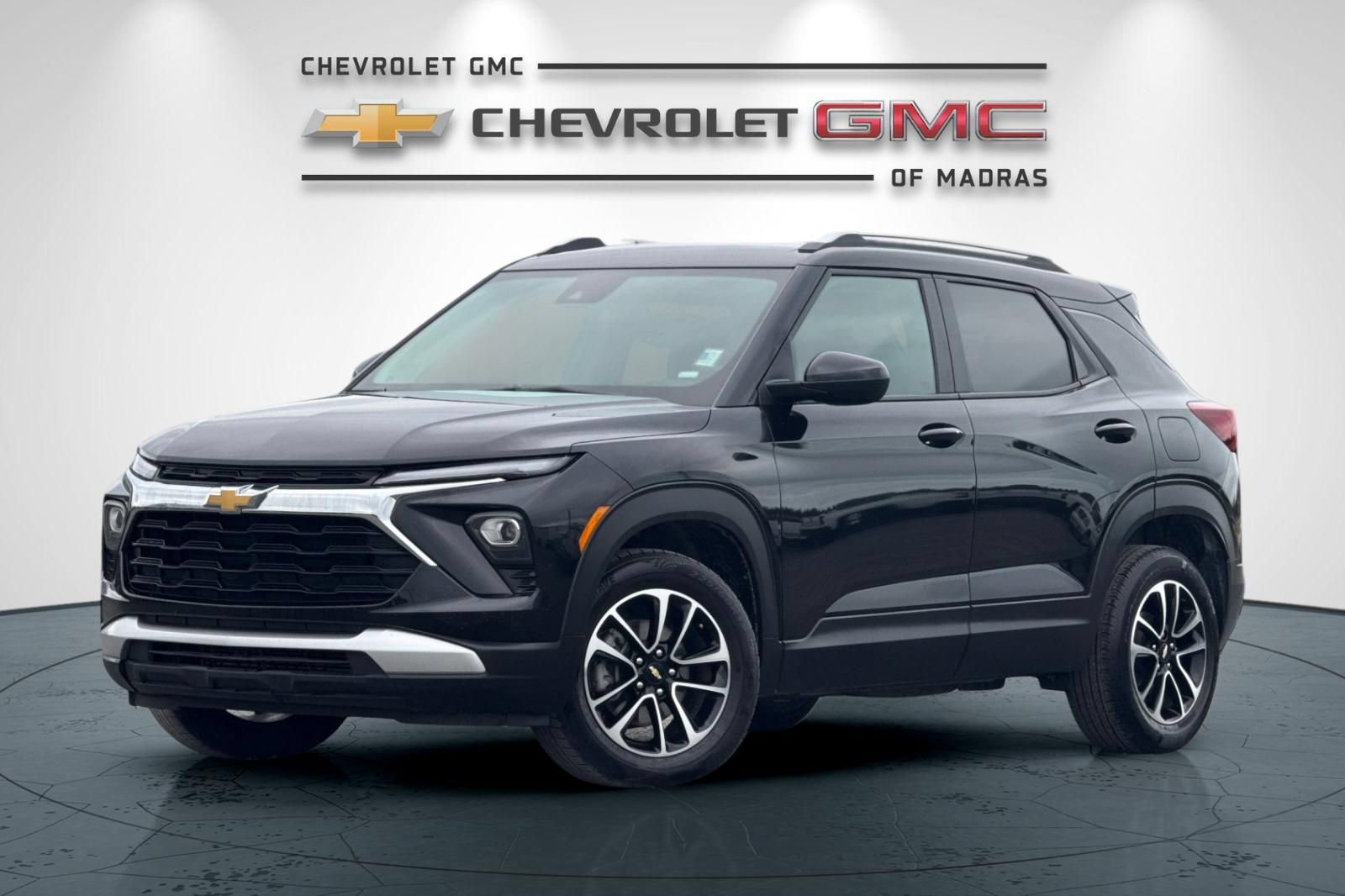 Used 2025 Chevrolet TrailBlazer LT AWD/4WD image 7