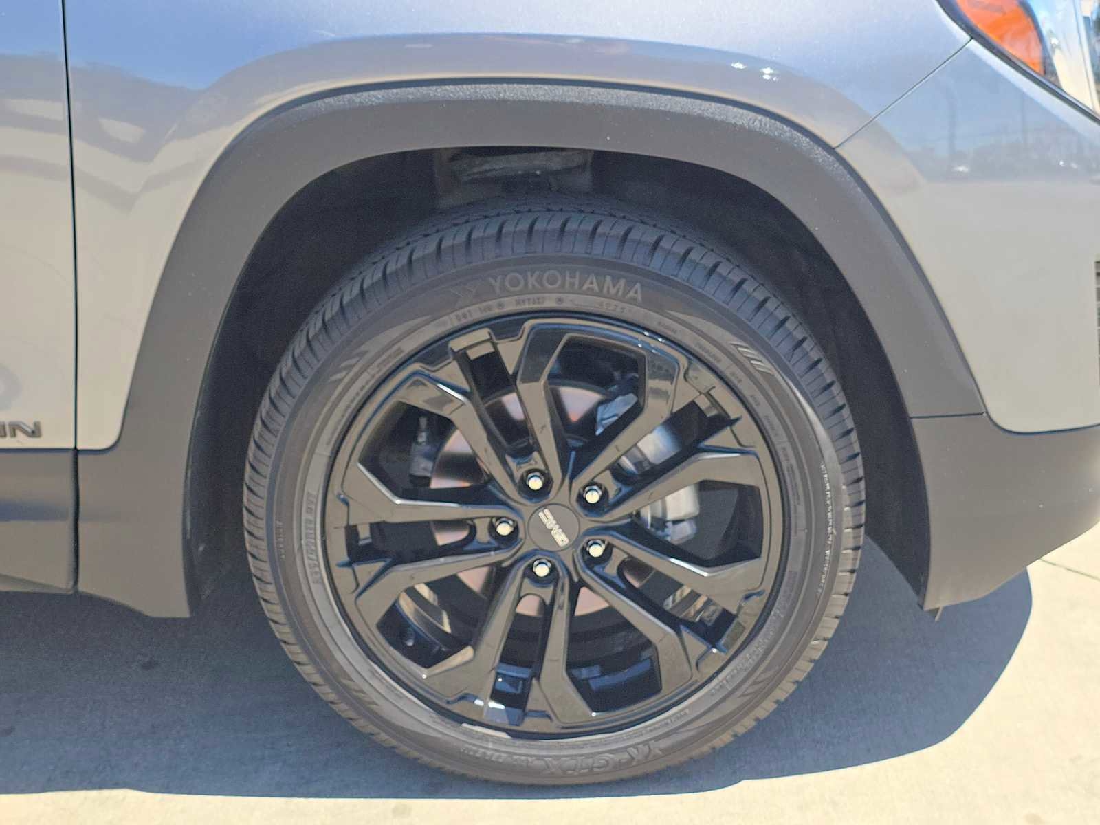Used 2021 GMC Terrain SLE w/ Elevation Edition AWD/4WD image 9