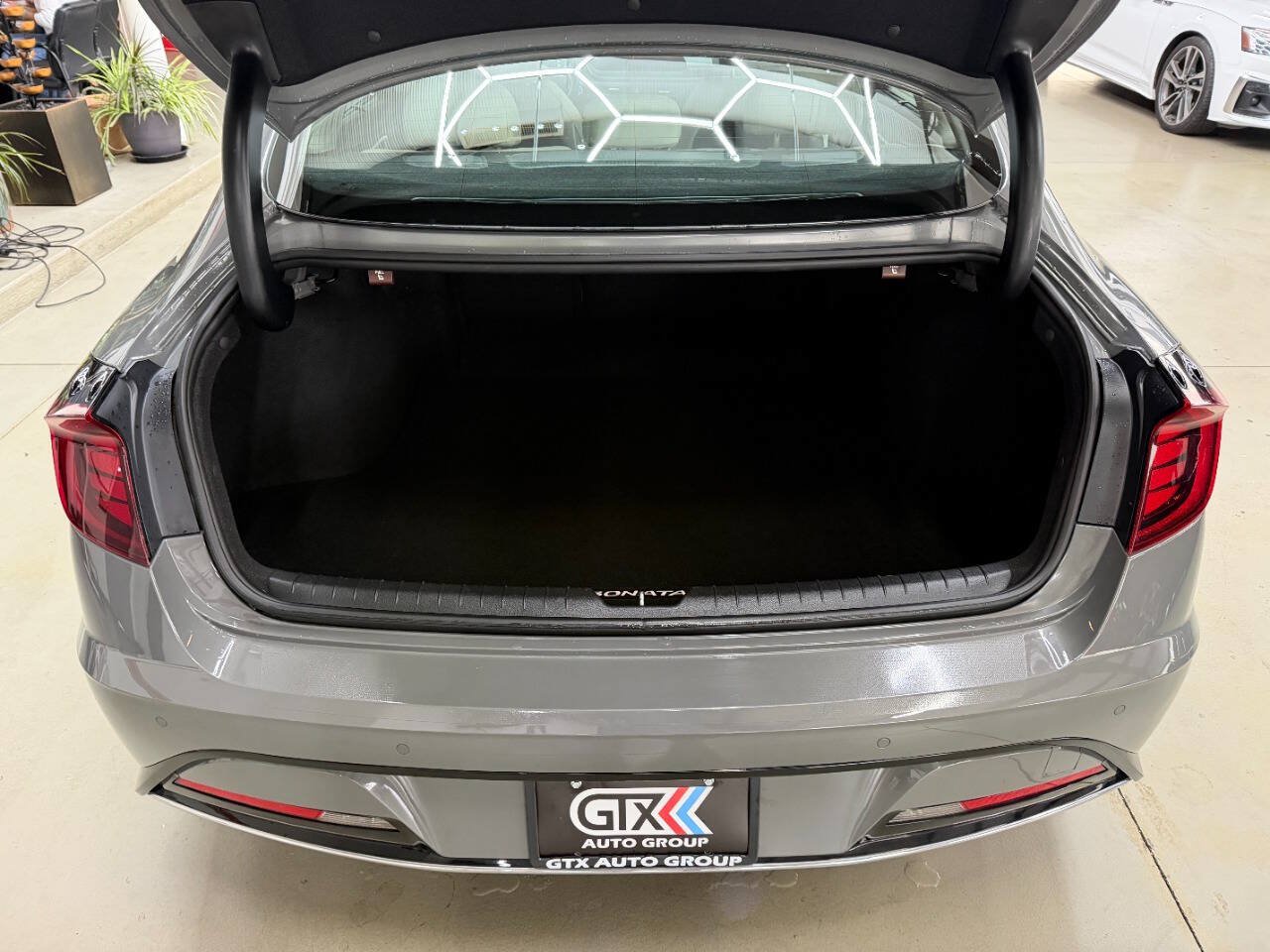 Used 2021 Hyundai Sonata Limited FWD image 9