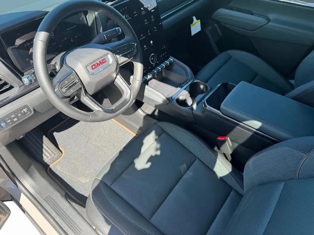 New 2026 GMC Terrain AT4 AWD/4WD image 10