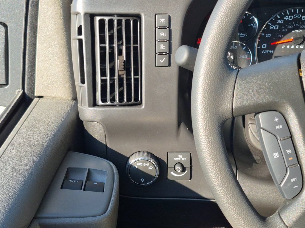 New 2025 Chevrolet Express 3500 w/ Power Convenience Package RWD image 15