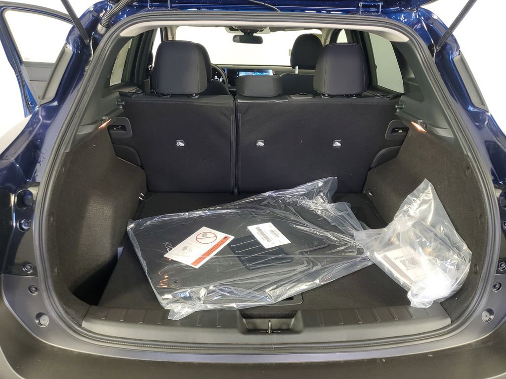 New 2026 Nissan Kicks SV w/ SV Premium Package image 32