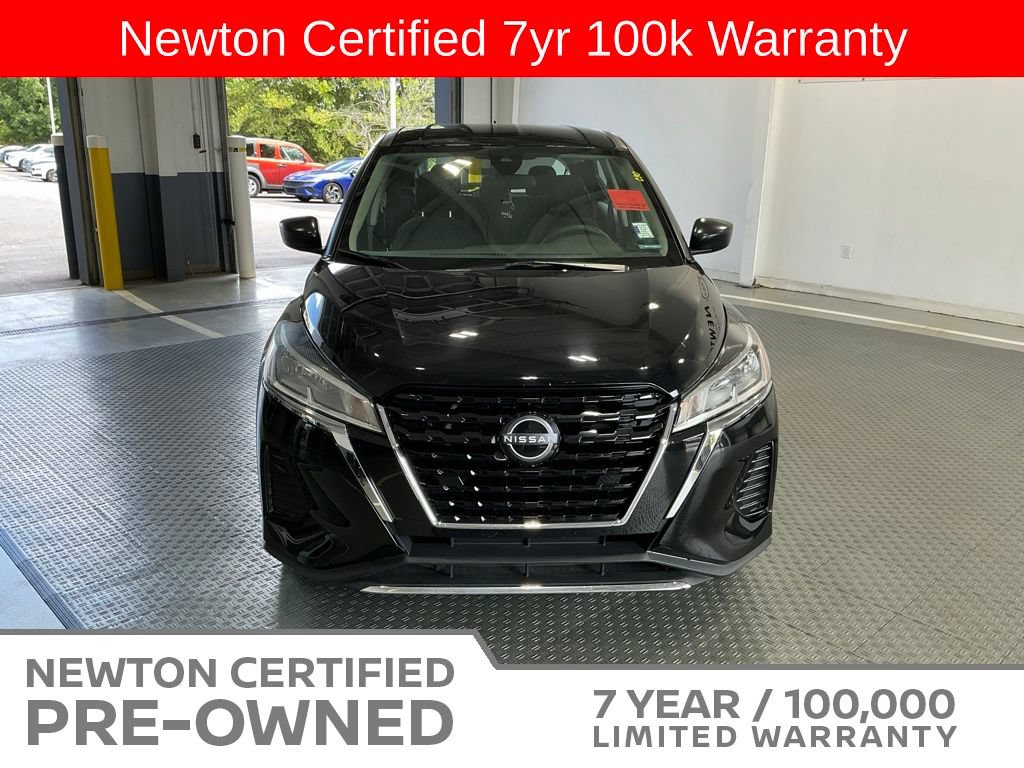 Used 2024 Nissan Kicks S FWD image 3