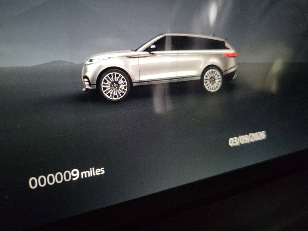 New 2026 Land Rover Range Rover Velar Dynamic SE AWD/4WD image 18