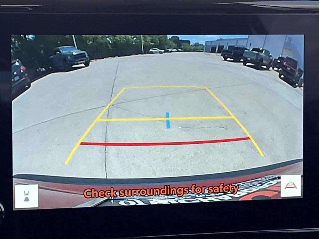 Used 2025 Toyota Corolla Cross XLE FWD image 16