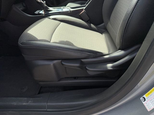 Used 2025 Buick Encore GX Preferred image 27