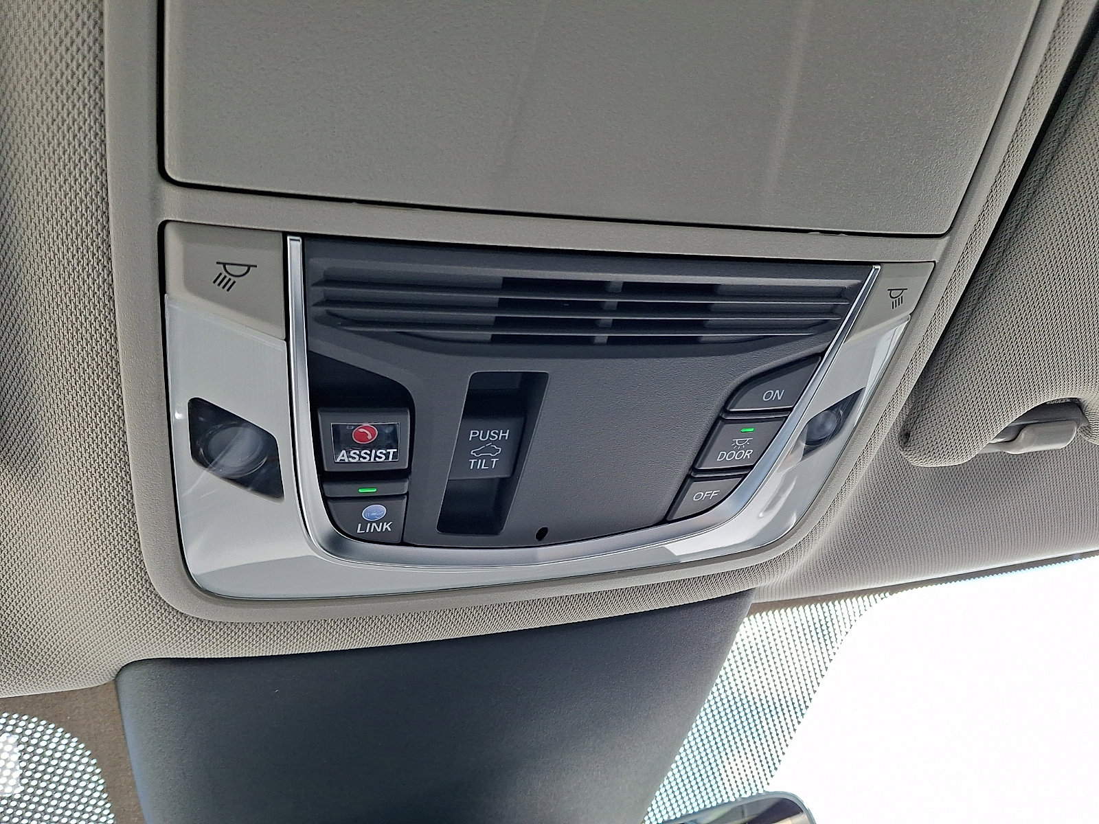 Certified 2025 Acura TLX w/ Technology Package image 27