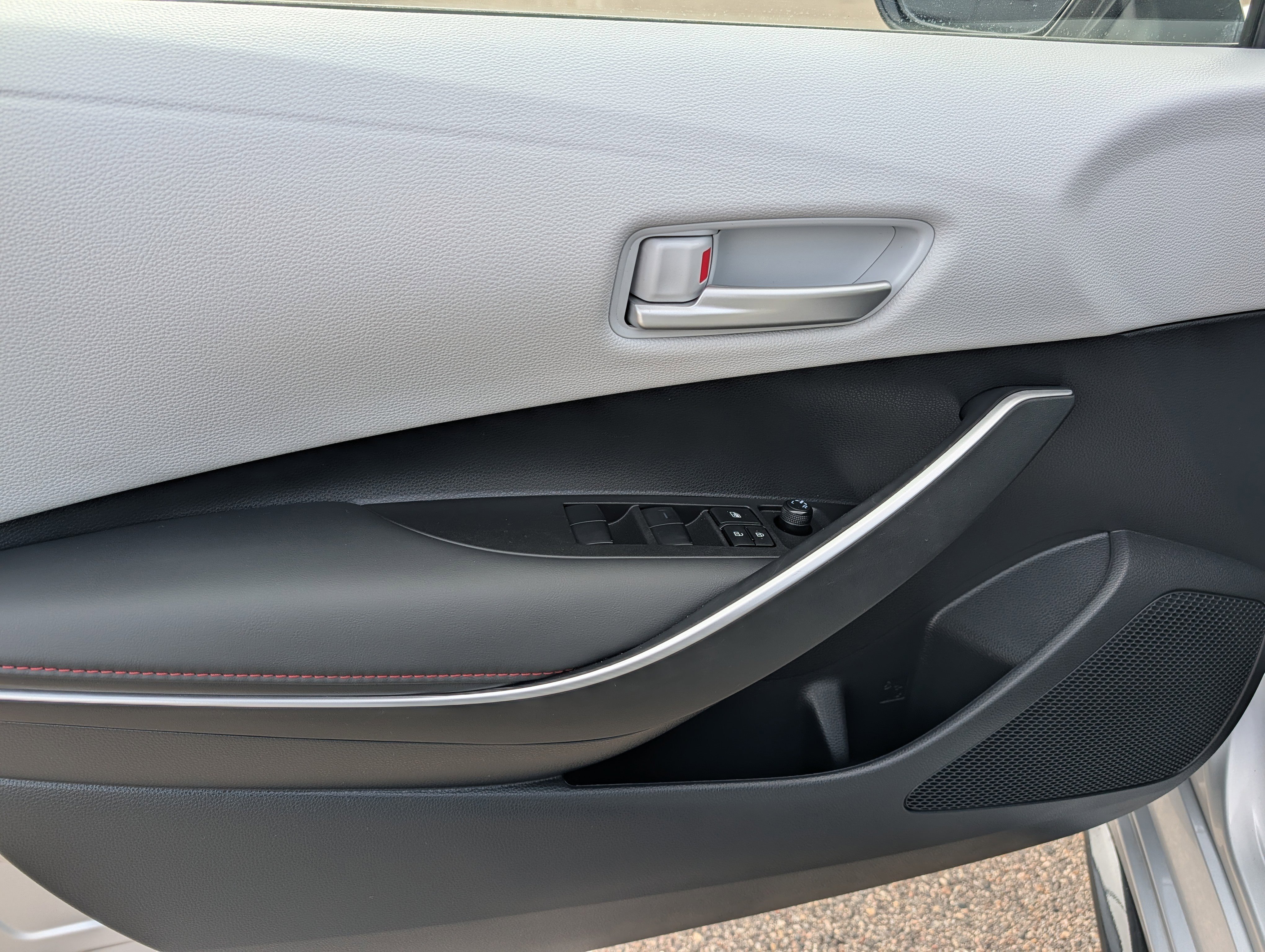 Used 2024 Toyota Corolla SE image 21