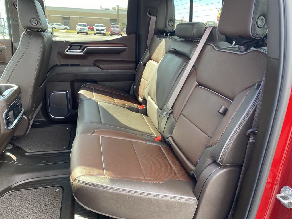 Used 2024 GMC Sierra 1500 Denali w/ Denali Reserve Package AWD/4WD image 28