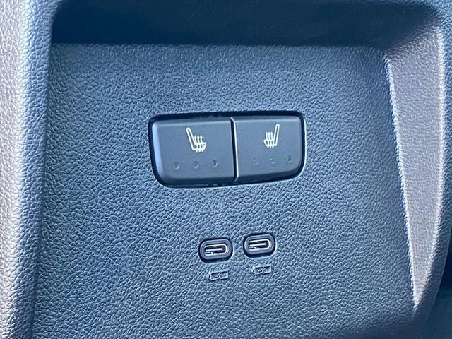 New 2025 Chevrolet Equinox EV LT w/ Convenience Package II image 21