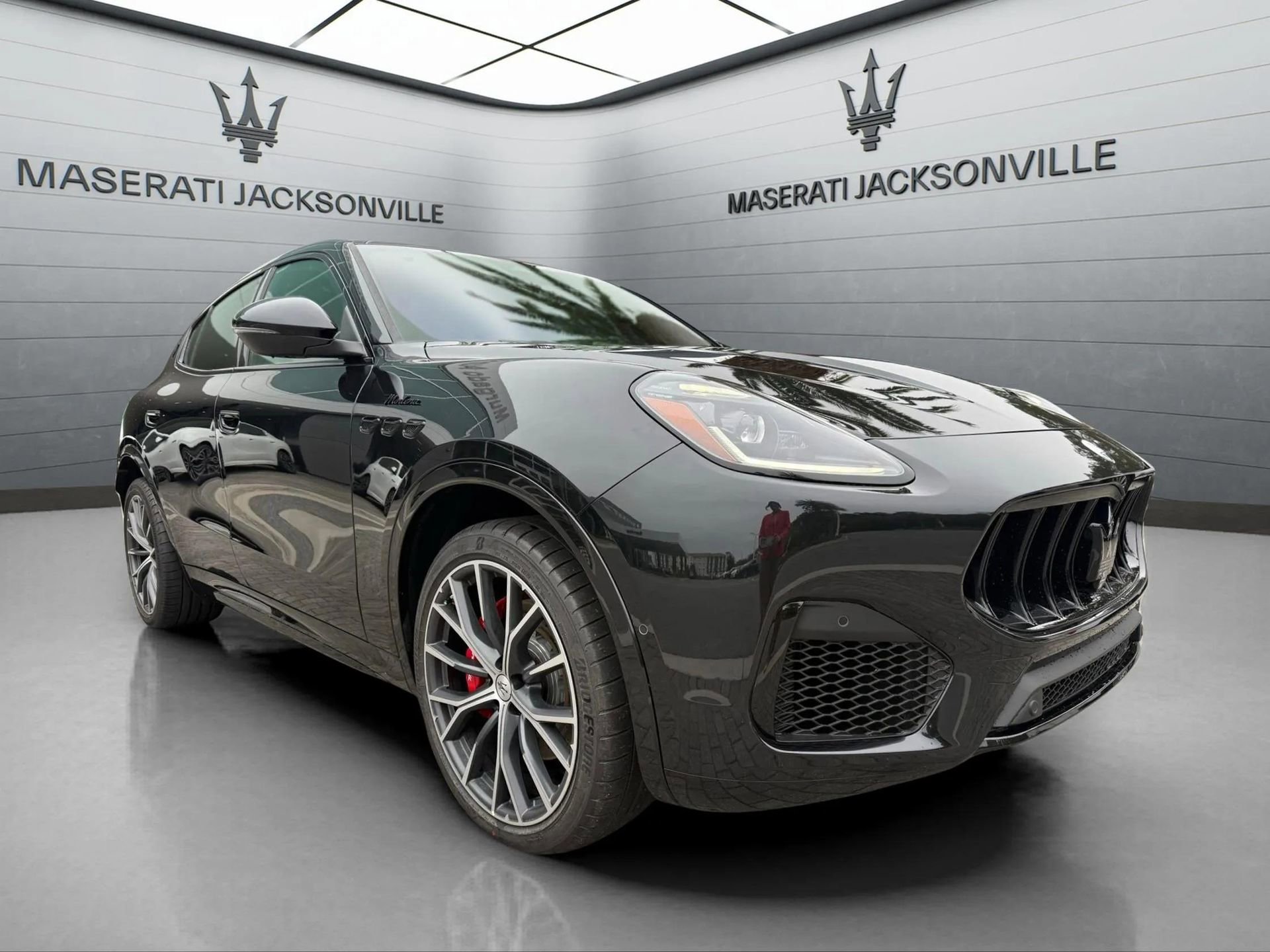 New 2026 Maserati Grecale Modena image 7