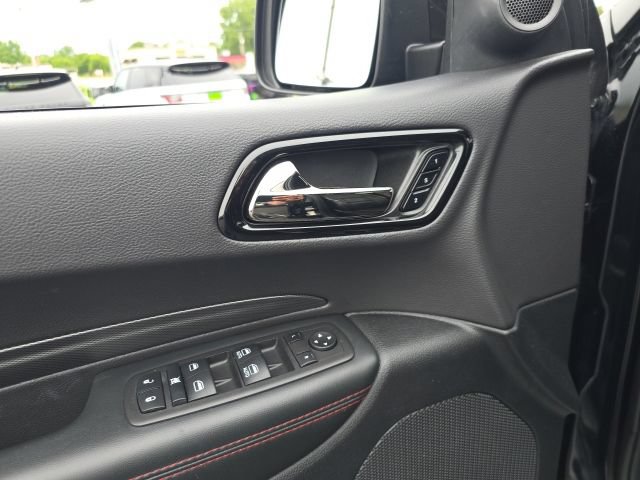 Used 2025 Dodge Durango GT AWD/4WD image 13