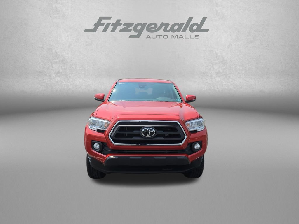 Used 2023 Toyota Tacoma SR5 w/ Technology Package AWD/4WD image 2