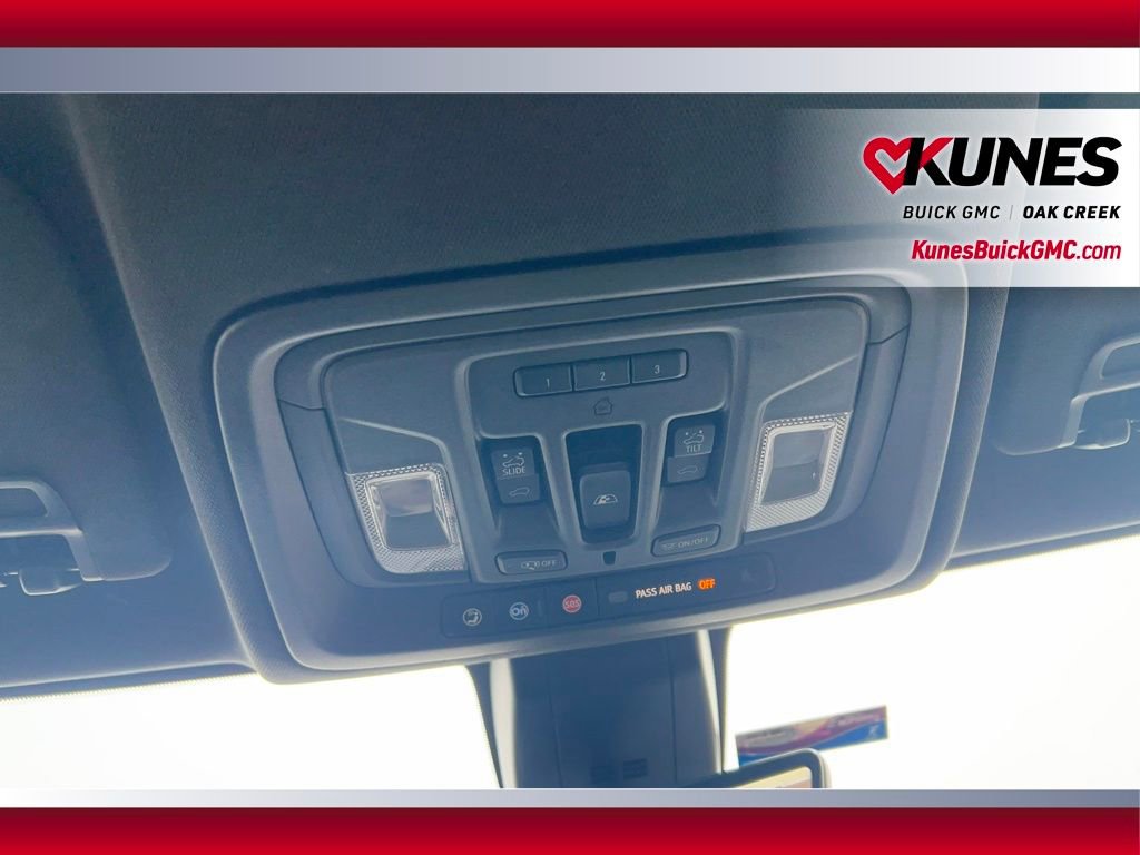 Used 2022 Chevrolet Silverado 1500 High Country w/ Technology Package image 26