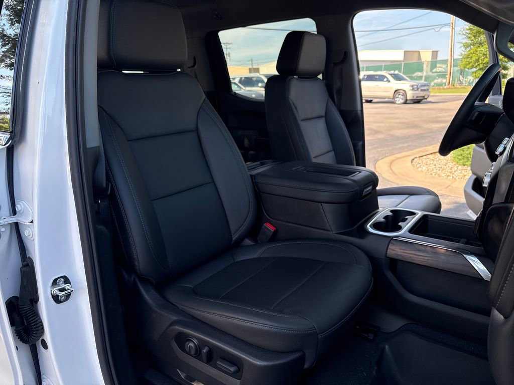 Used 2022 GMC Sierra 1500 SLT w/ SLT Premium Package AWD/4WD image 46