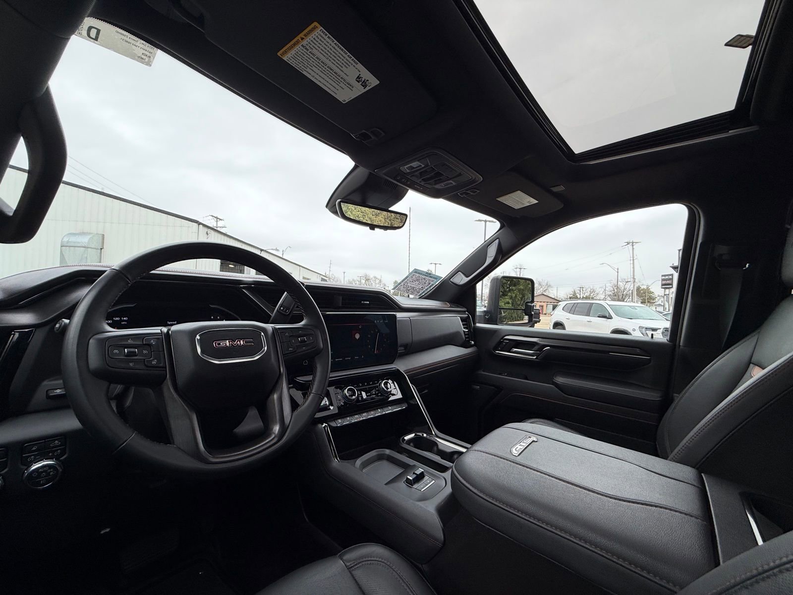 Used 2024 GMC Sierra 2500 AT4 w/ AT4 Premium Plus Package image 17
