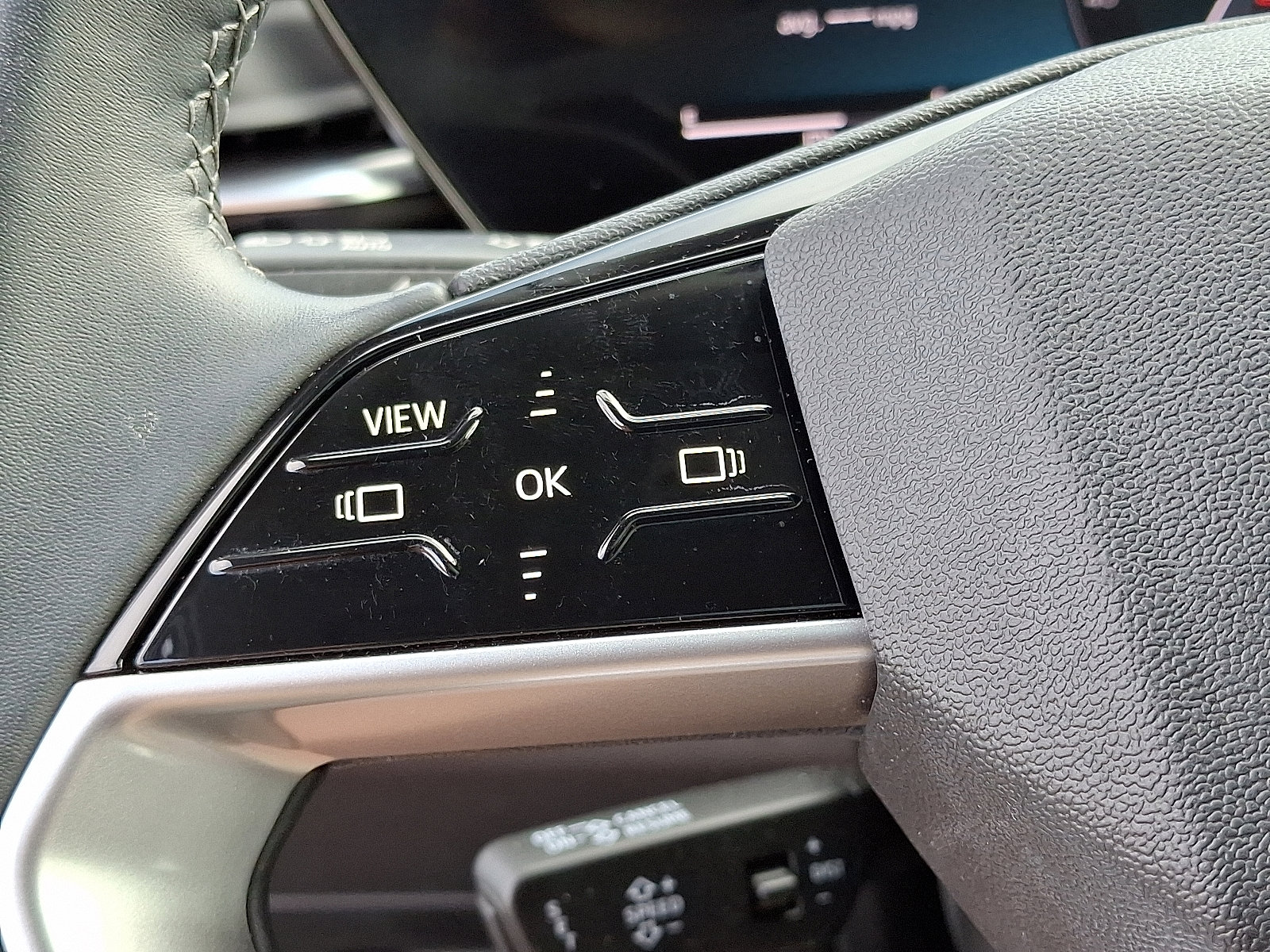 Used 2025 Audi Q5 Premium image 23