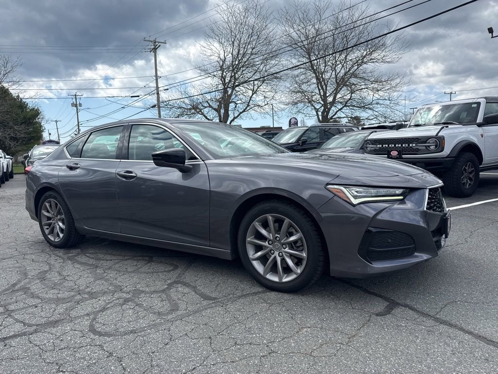 Used 2023 Acura TLX FWD image 2
