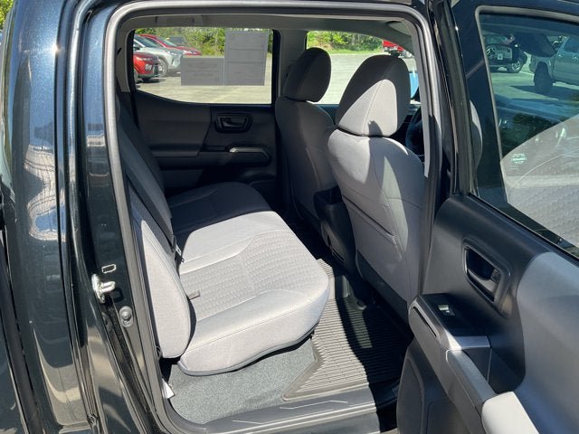 Used 2019 Toyota Tacoma SR5 AWD/4WD image 30