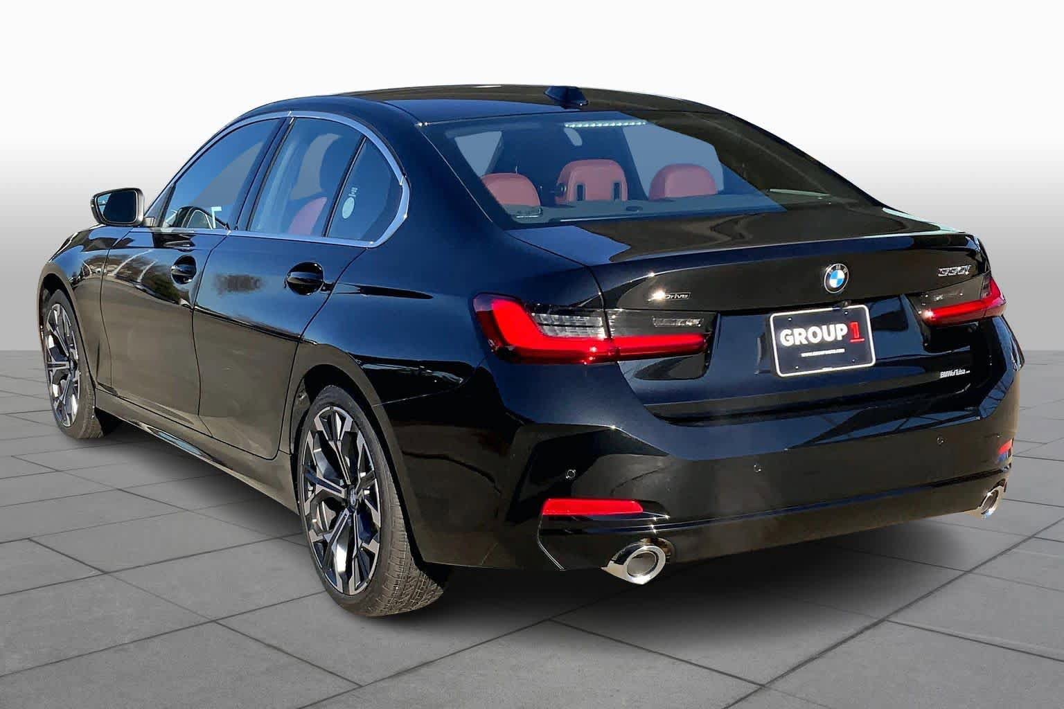 New 2026 BMW 330i xDrive Sedan w/ Premium Package AWD/4WD image 11