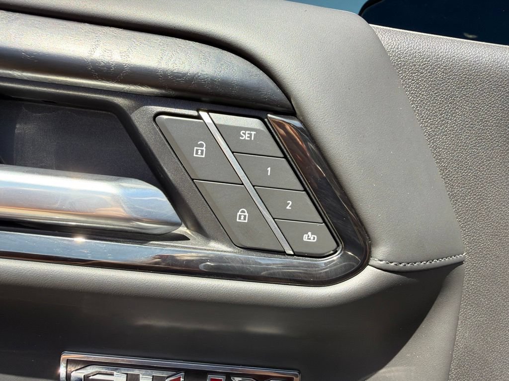 Used 2025 GMC Sierra 1500 AT4X AWD/4WD image 26