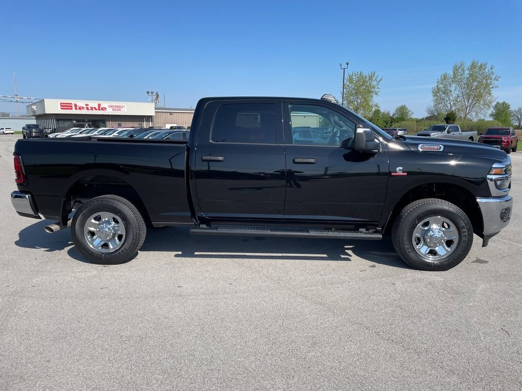 Used 2025 RAM 3500 Tradesman AWD/4WD image 3