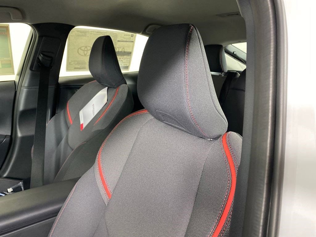 New 2026 Toyota Prius SE image 8