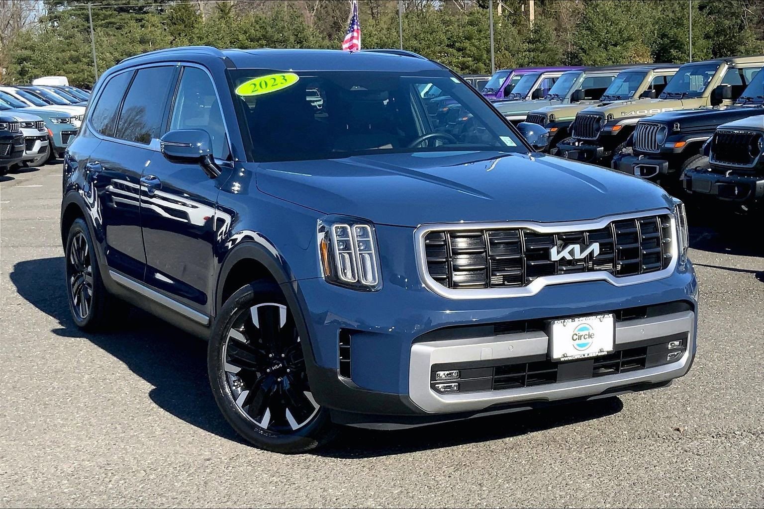 Used 2023 Kia Telluride SX image 2