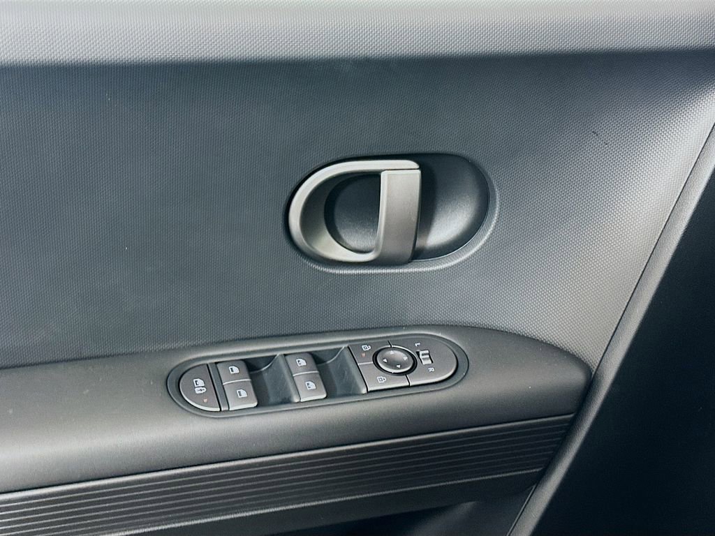 New 2026 Hyundai Ioniq 5 SEL image 20