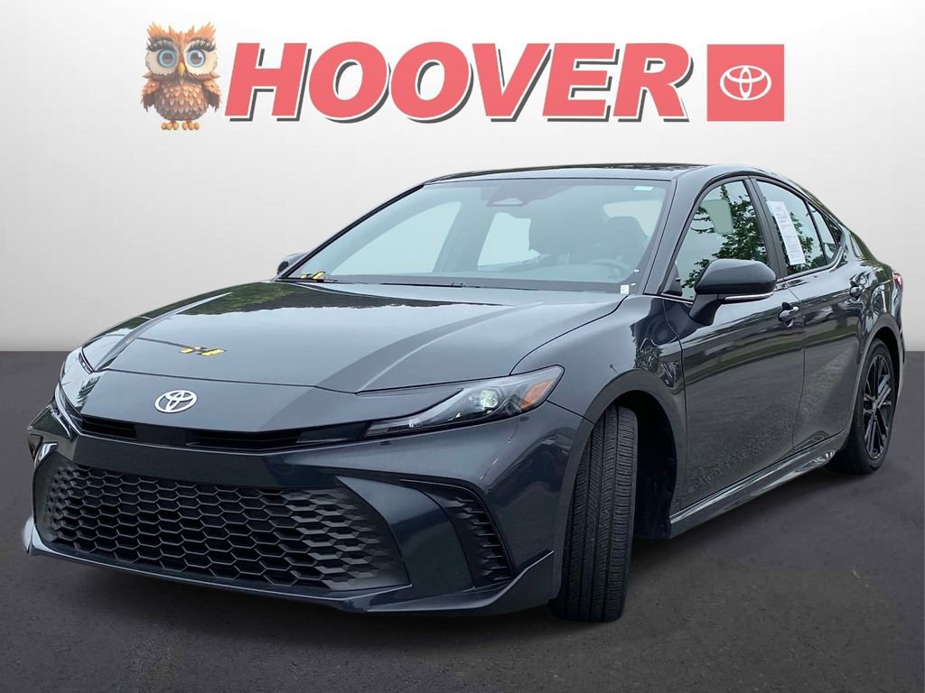 Used 2025 Toyota Camry SE w/ Convenience Package FWD image 6