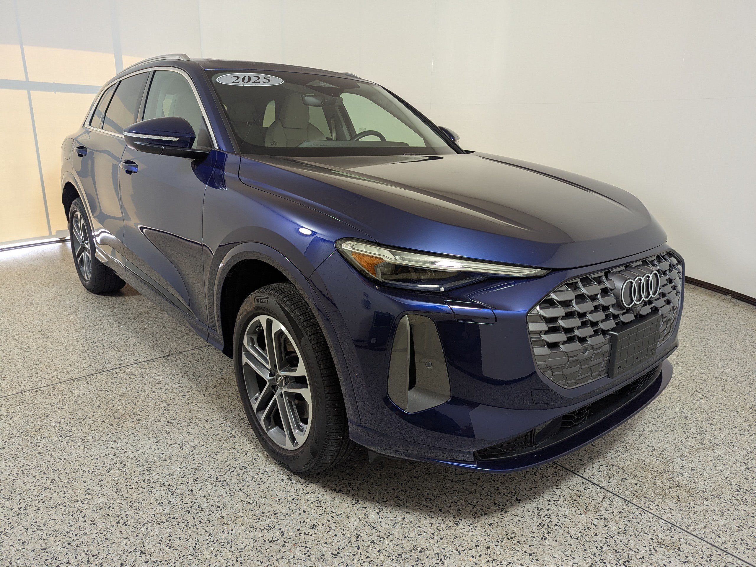 Certified 2025 Audi Q5 Premium Plus w/ Premium Plus