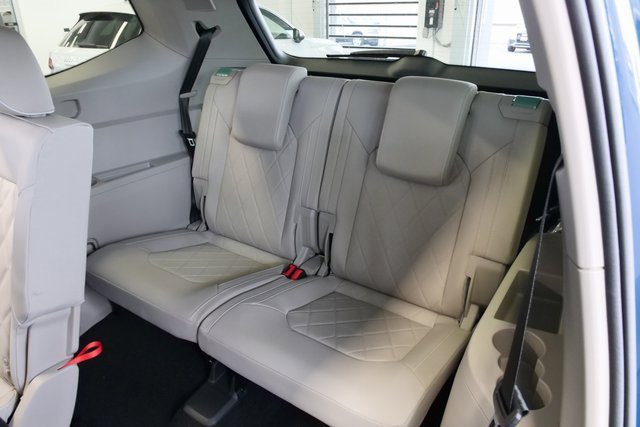 New 2026 Volkswagen Atlas SEL Premium R-Line image 13