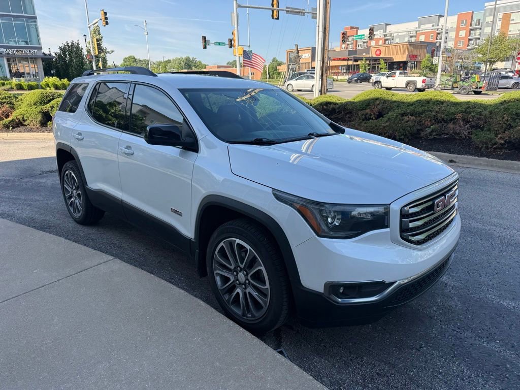 Used 2017 GMC Acadia SLT AWD/4WD image 18