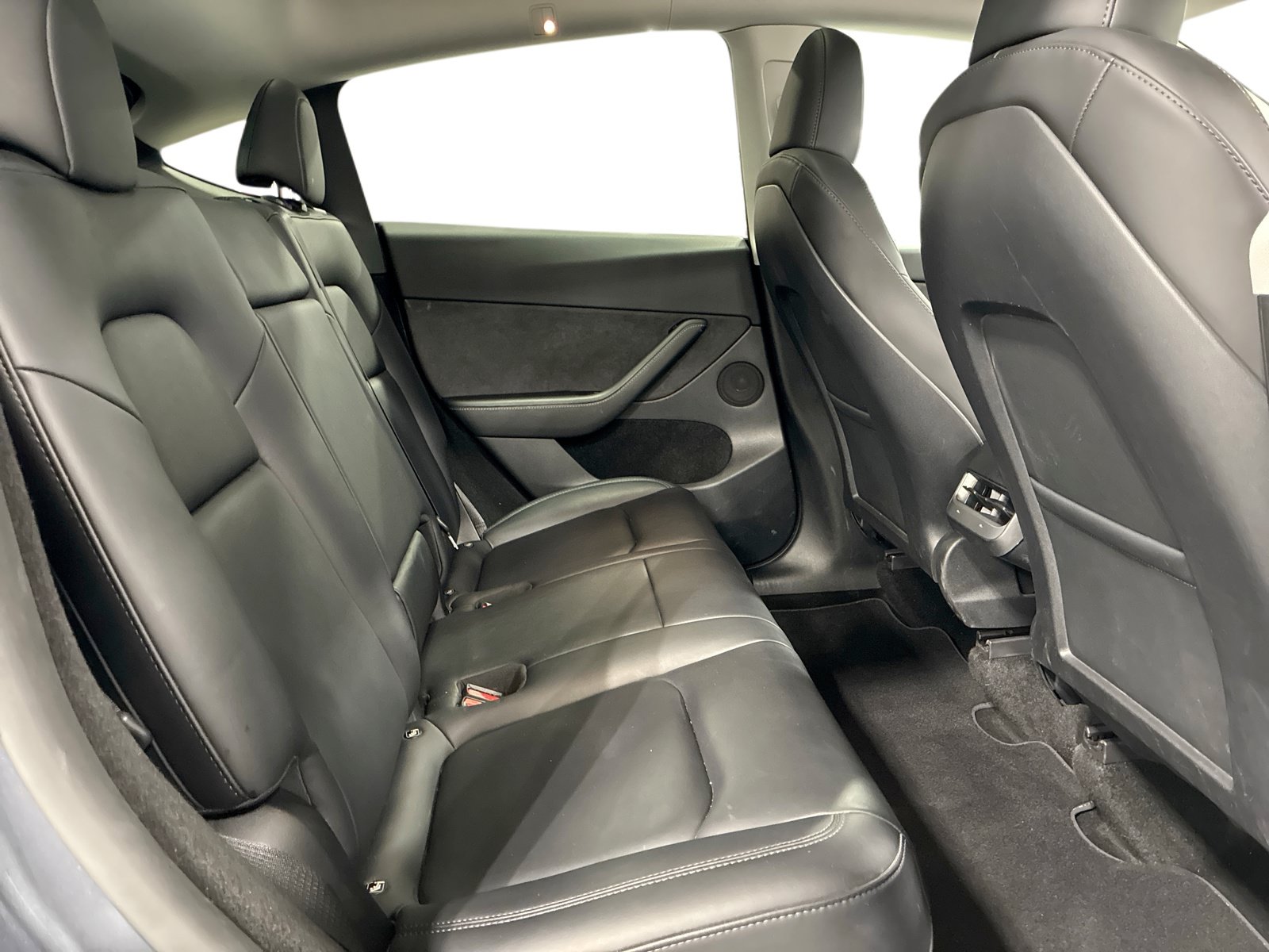 Certified 2023 Tesla Model Y Long Range AWD/4WD image 11