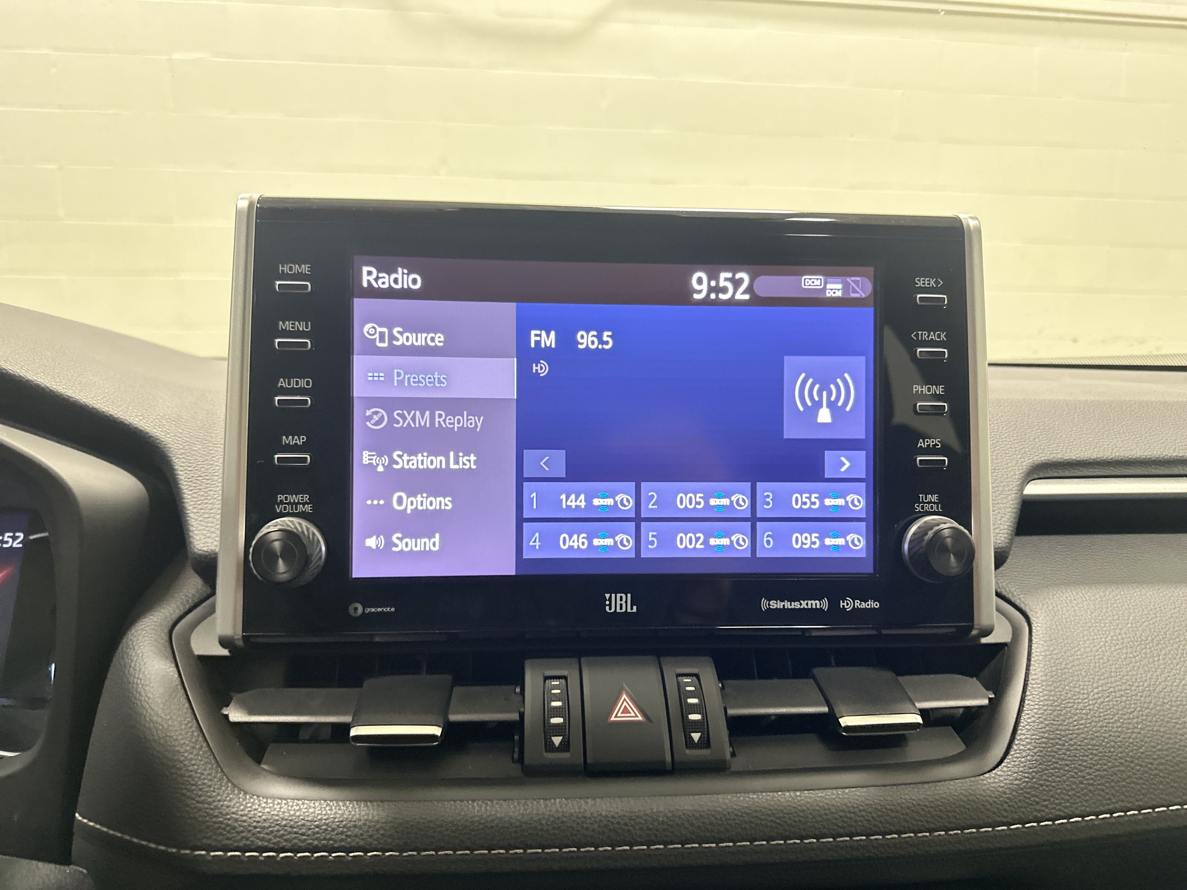 Used 2022 Toyota RAV4 Limited w/ Limited Grade Weather Package AWD/4WD image 23