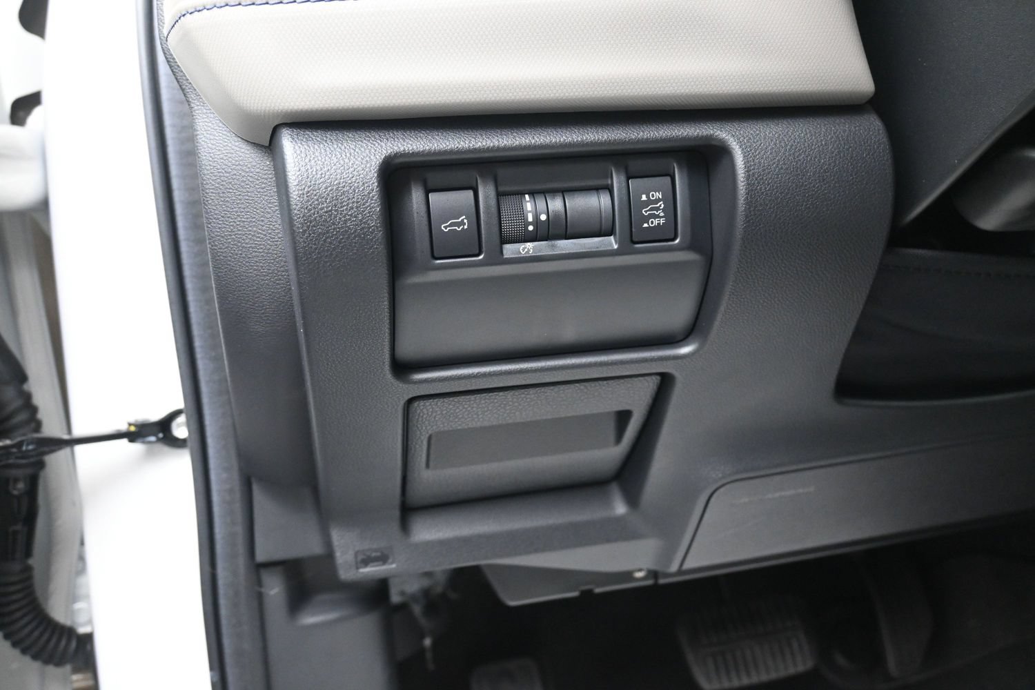 Used 2026 Subaru Forester Premium AWD/4WD image 18