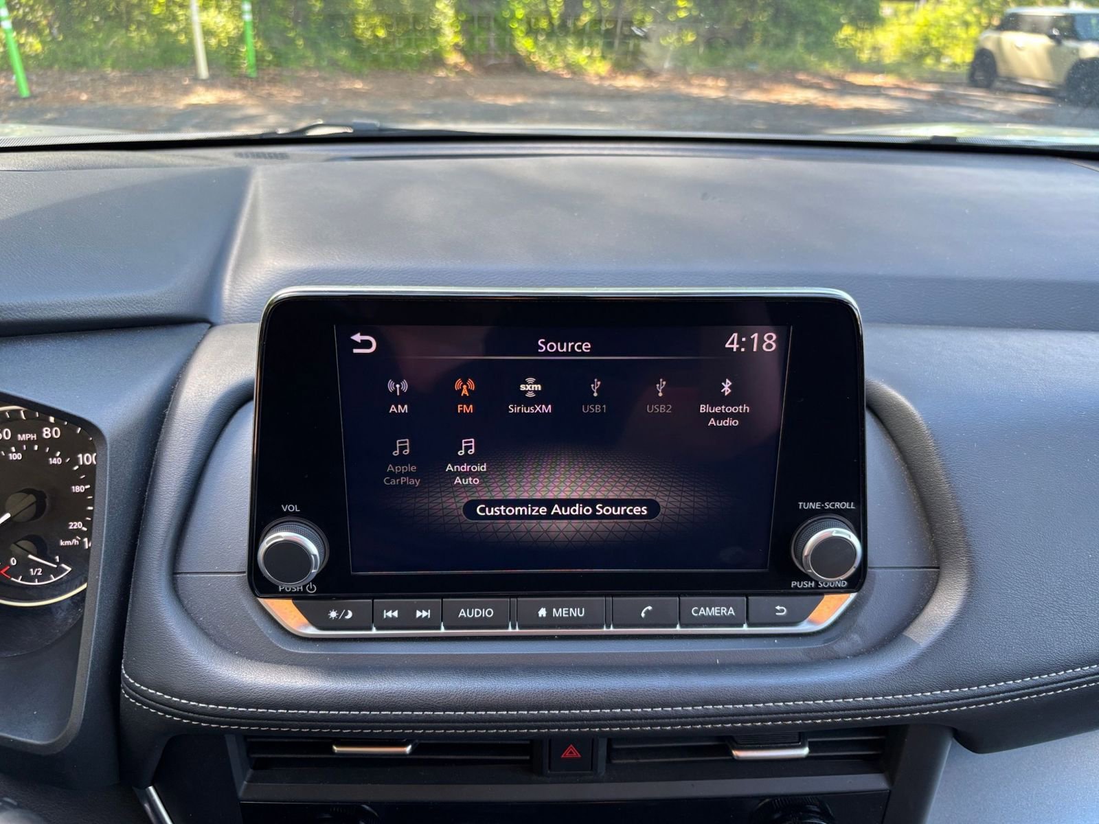 Used 2025 Nissan Rogue SV FWD image 20
