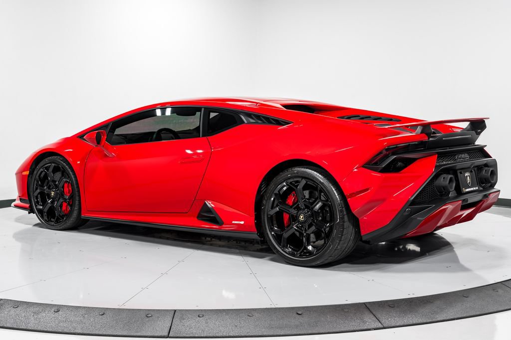 Used 2023 Lamborghini Huracan Tecnica RWD image 5