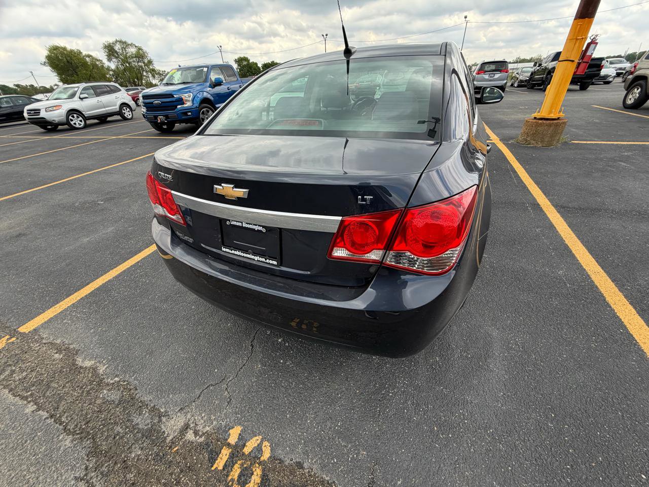 Used 2014 Chevrolet Cruze LT FWD image 3