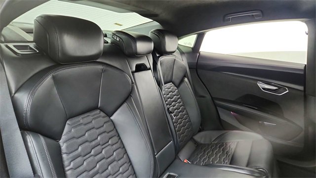 Used 2022 Audi RS e-tron GT w/ Carbon Performance Package image 27