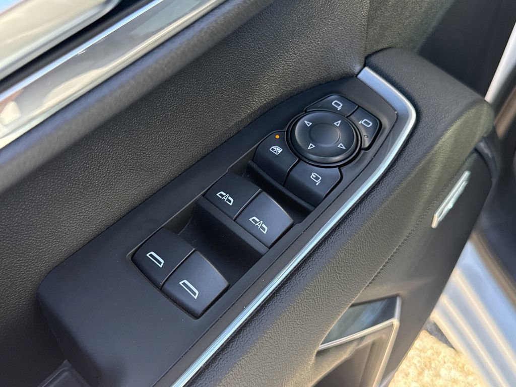 Used 2024 GMC Sierra 1500 SLT image 11