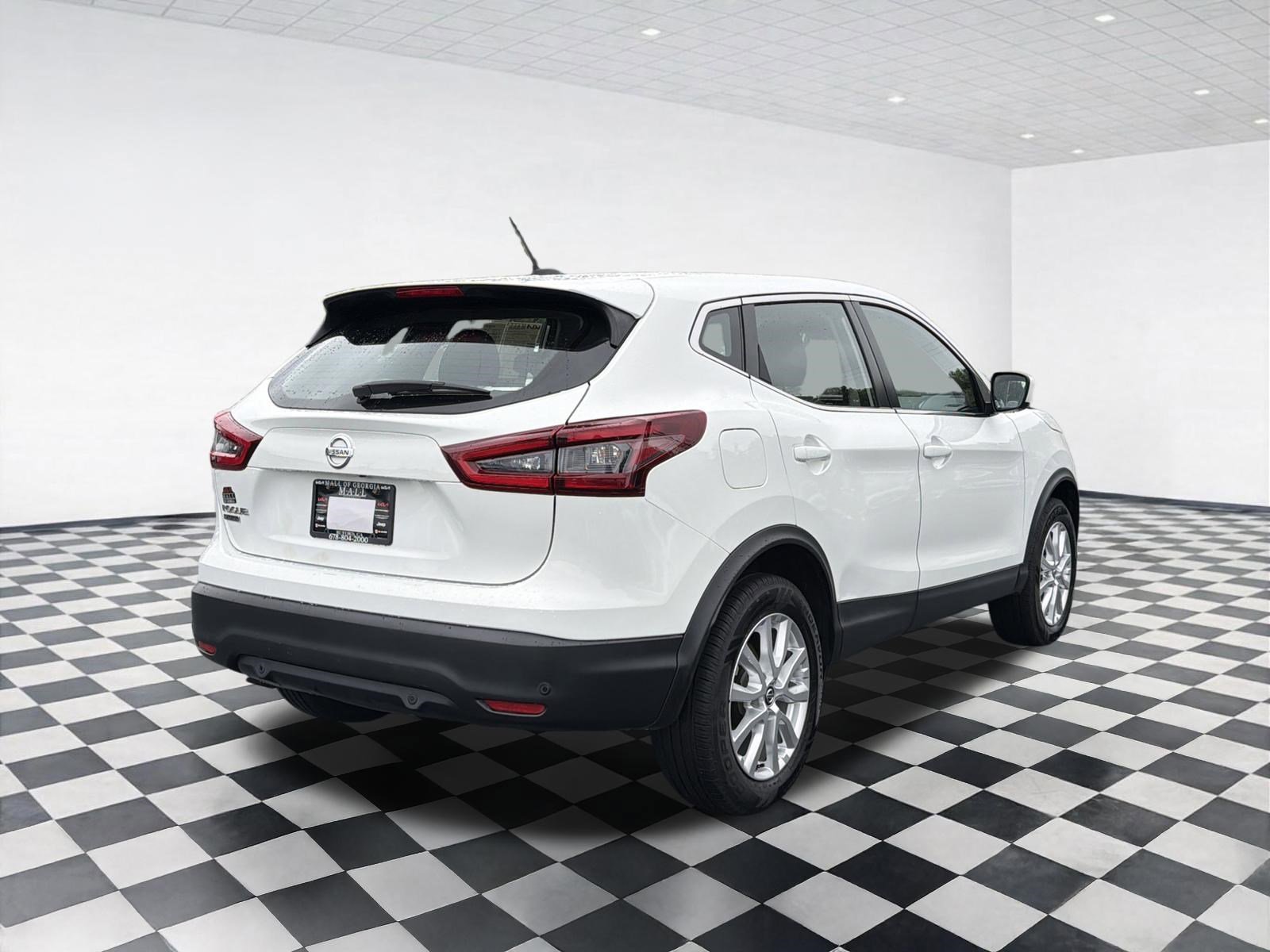 Used 2021 Nissan Rogue Sport S FWD image 4