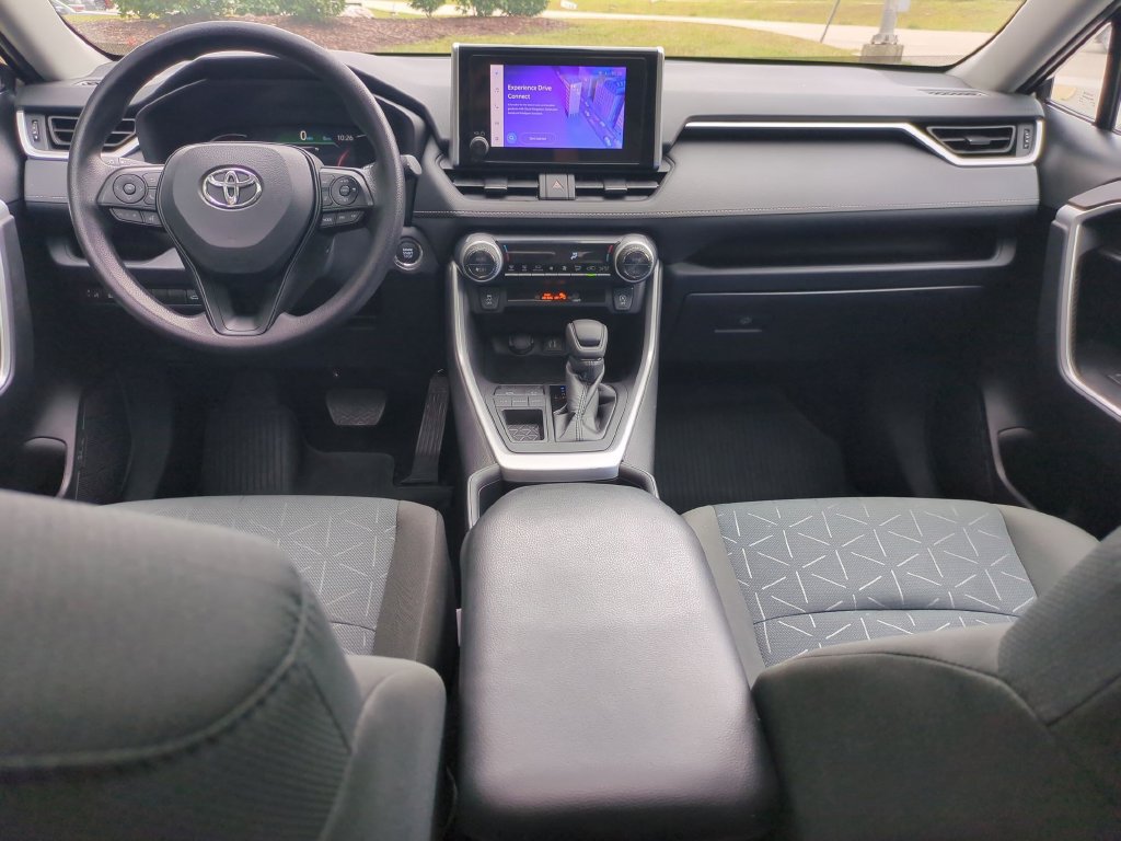 Used 2024 Toyota RAV4 XLE w/ Convenience Package FWD image 32