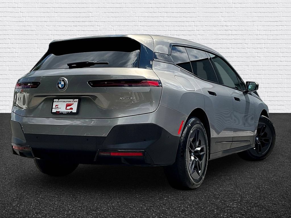 Used 2024 BMW iX xDrive50 AWD/4WD image 5